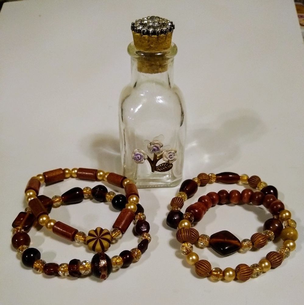 Set of 4 handmade bracelets